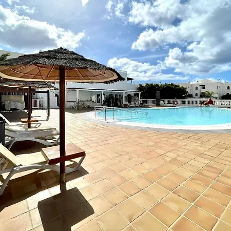 Apartamento Con Wifi, Cerca De Playa Los Charcos *